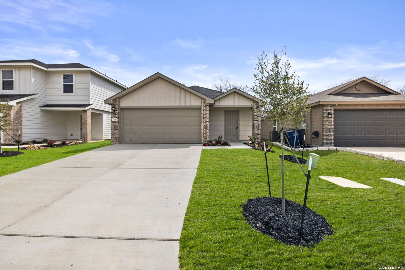 718 Jennifer Way — photo