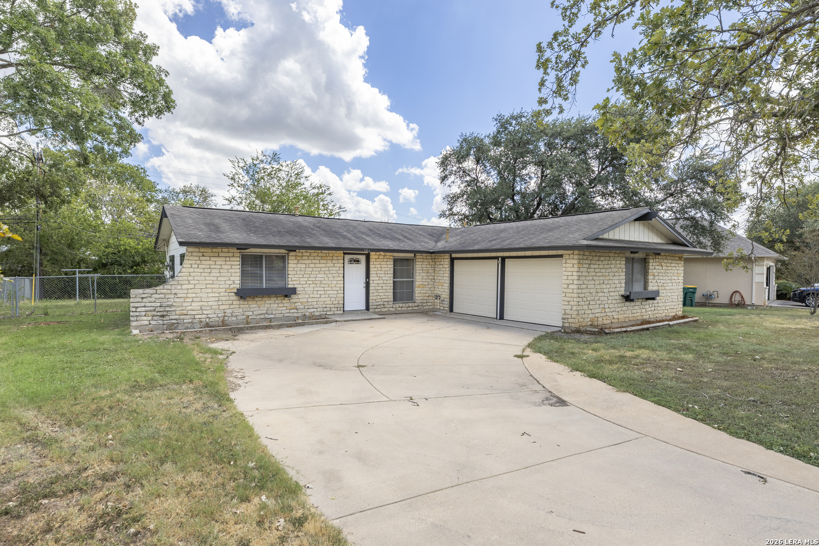 106 Woodview Drive — photo
