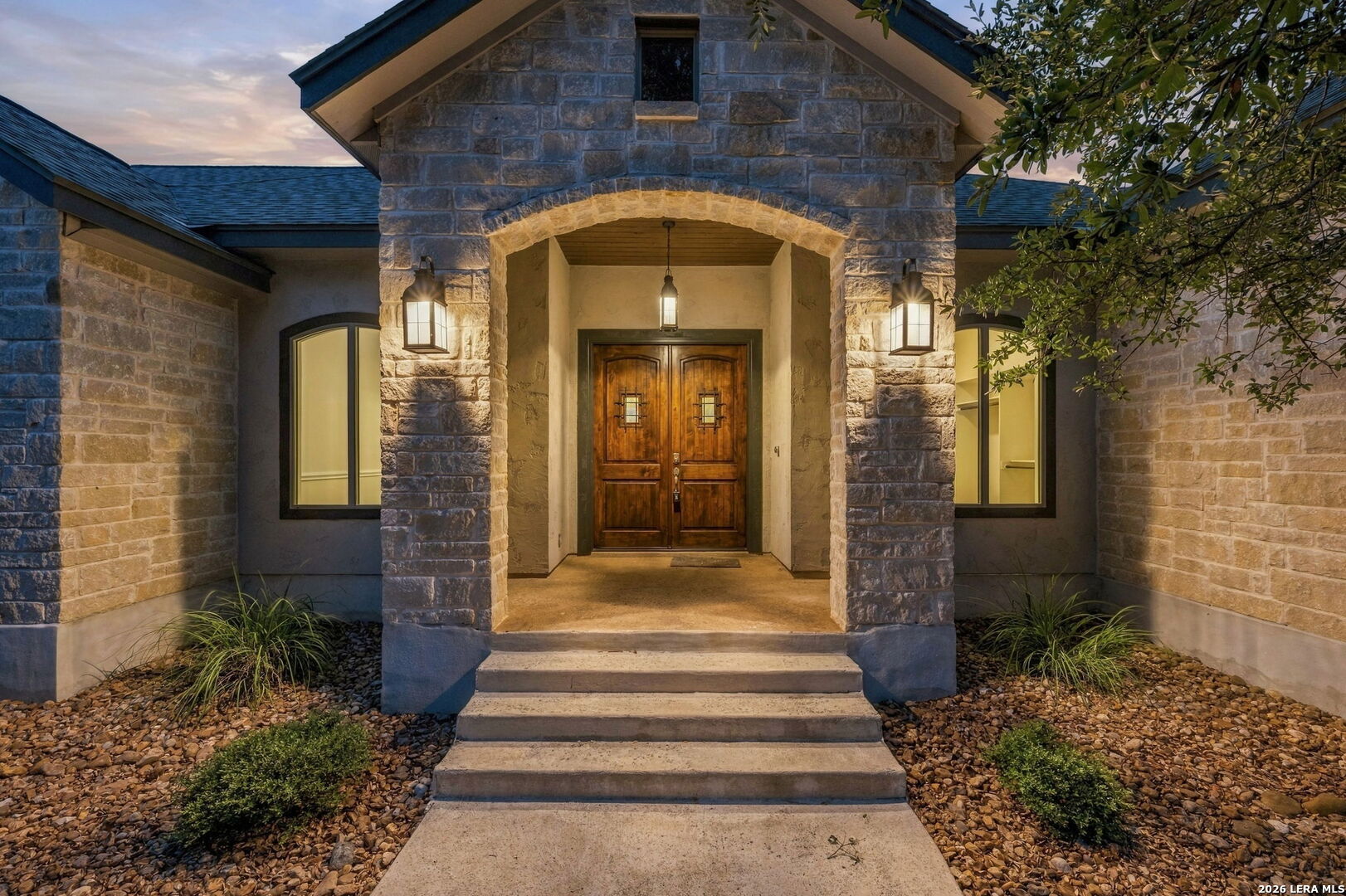 112 Rolling View Drive — photo