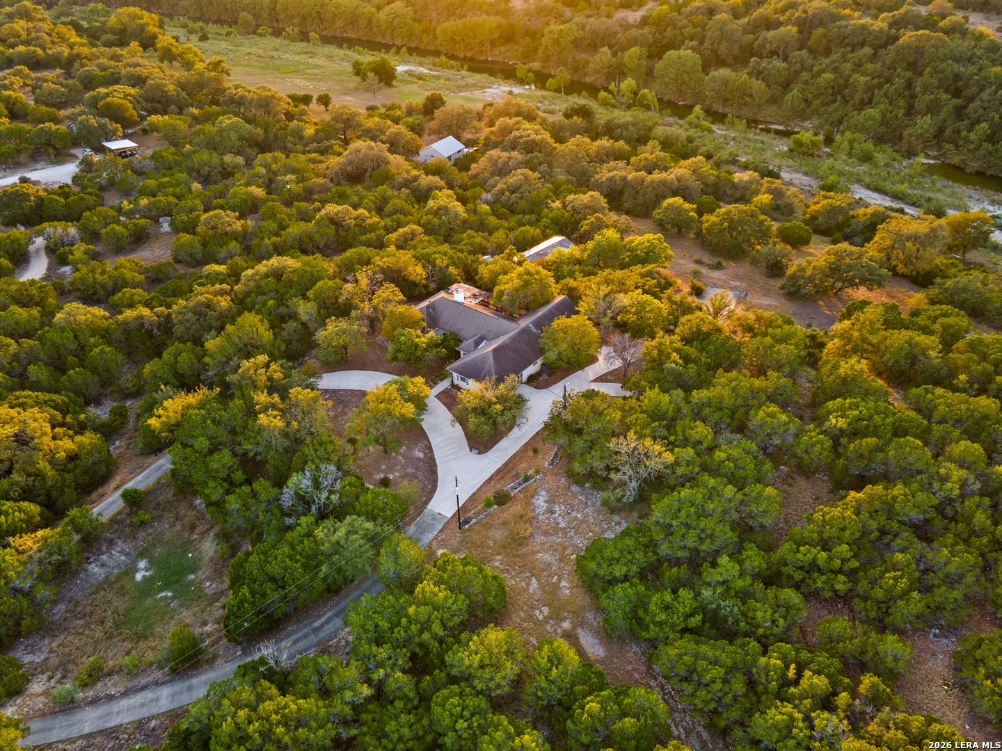1258 River Bluff Circle — photo