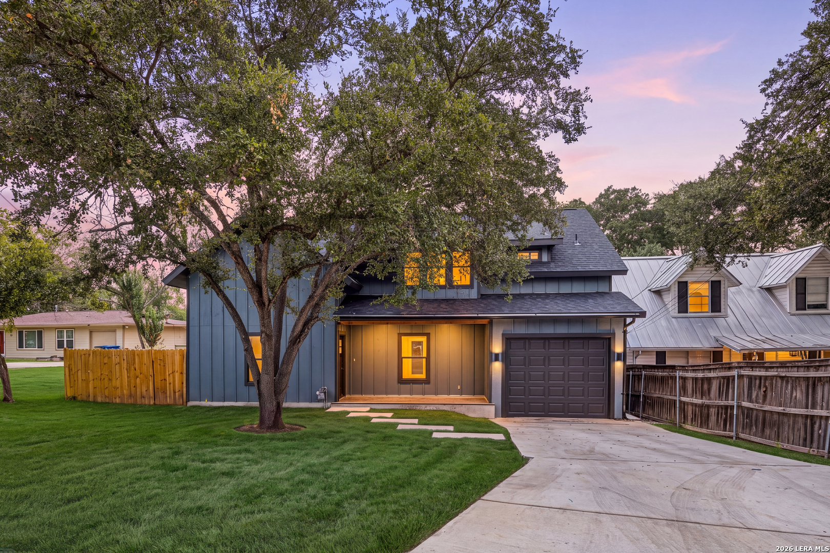 327 Rainbow Drive — photo