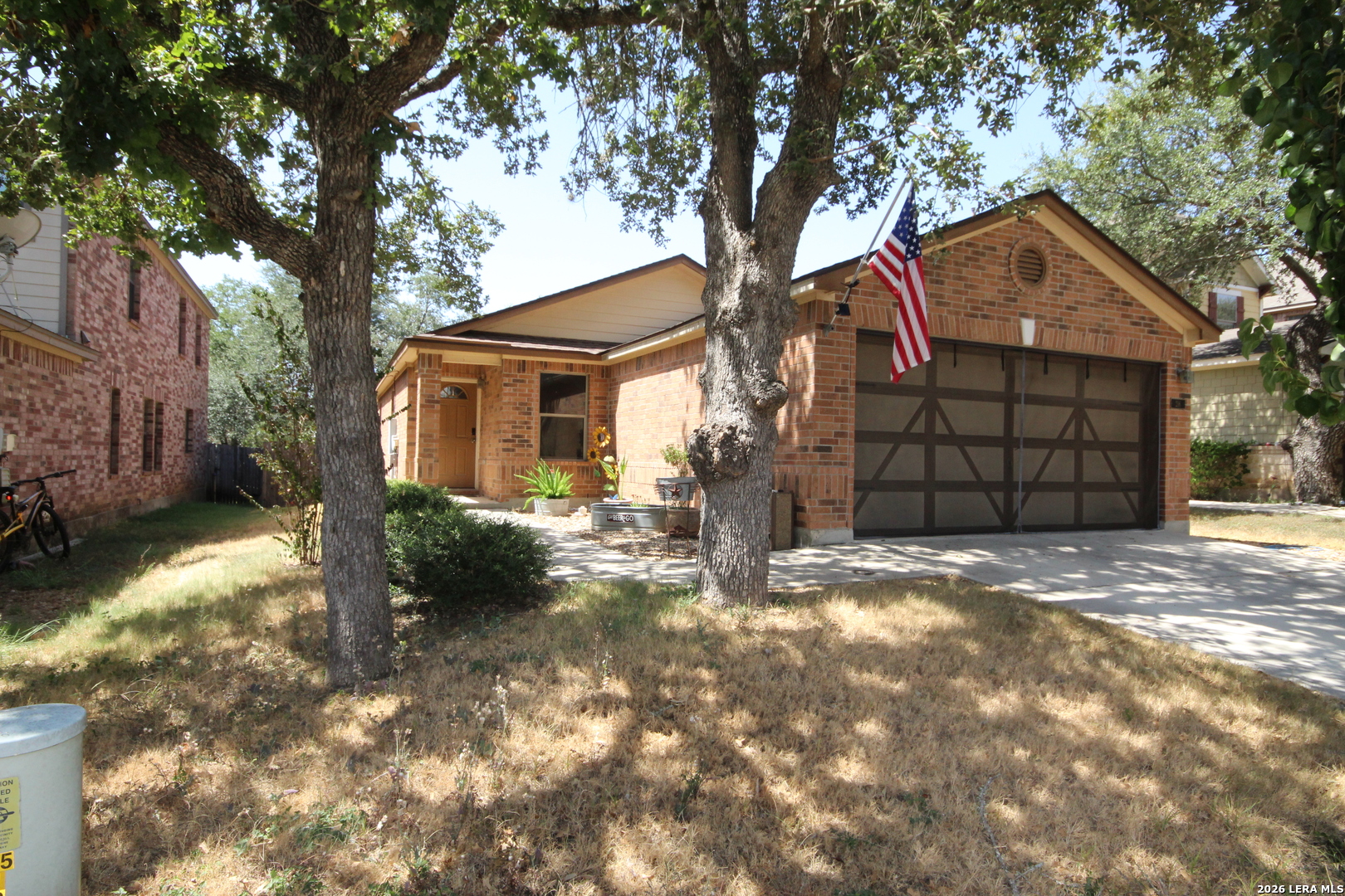 216 Horse Hl — photo