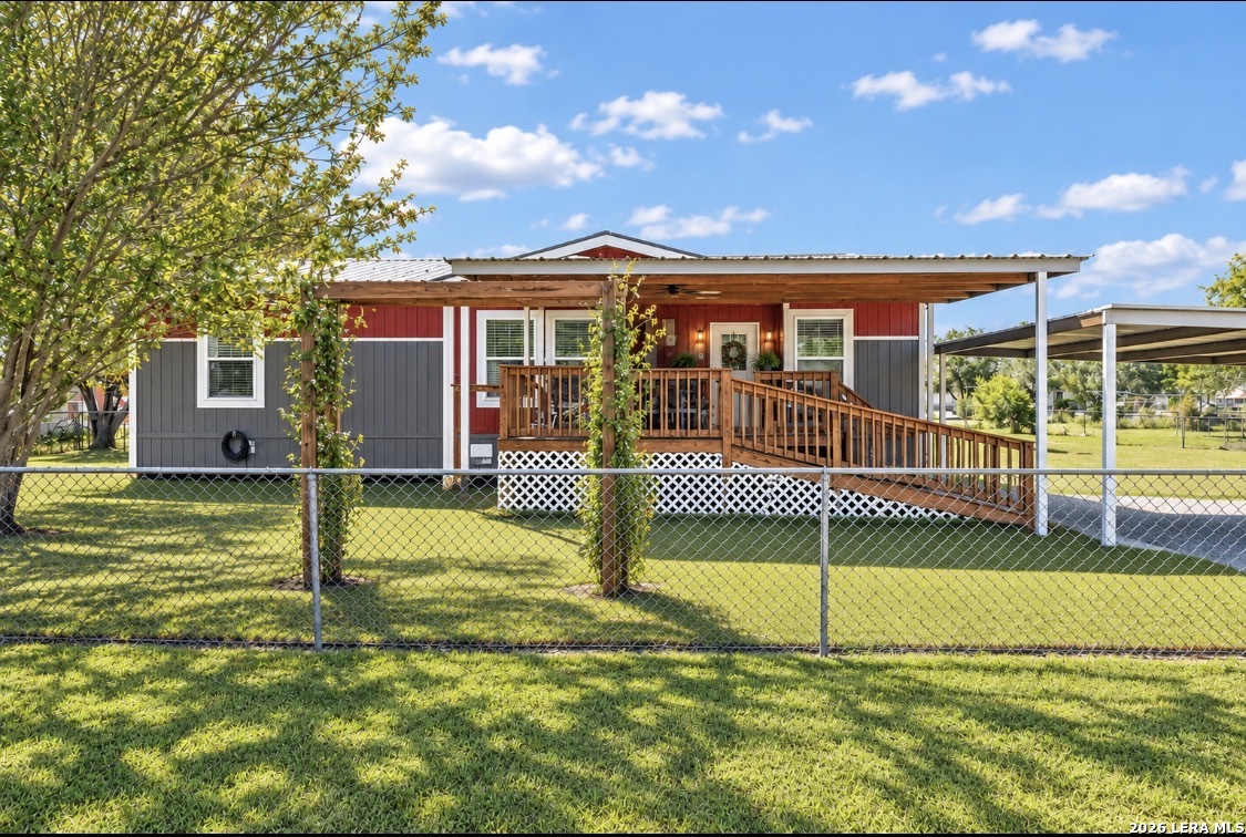 141 Bossier Street, Poth, TX 78147 — photo 2