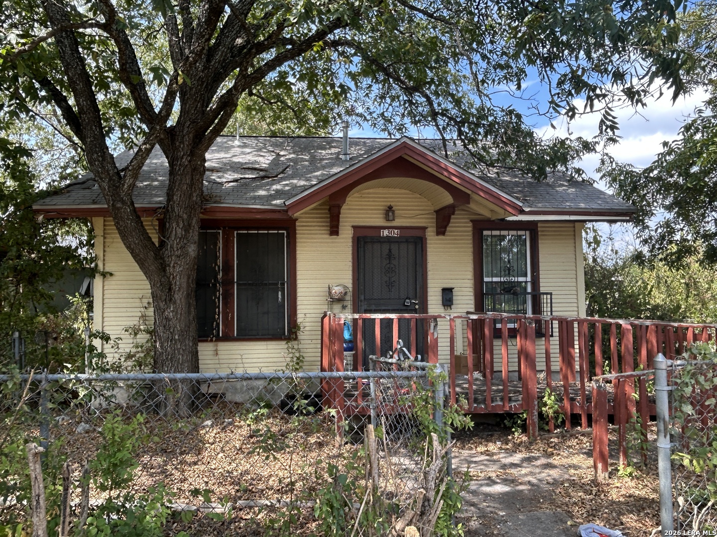 1304 San Bernard Street — photo