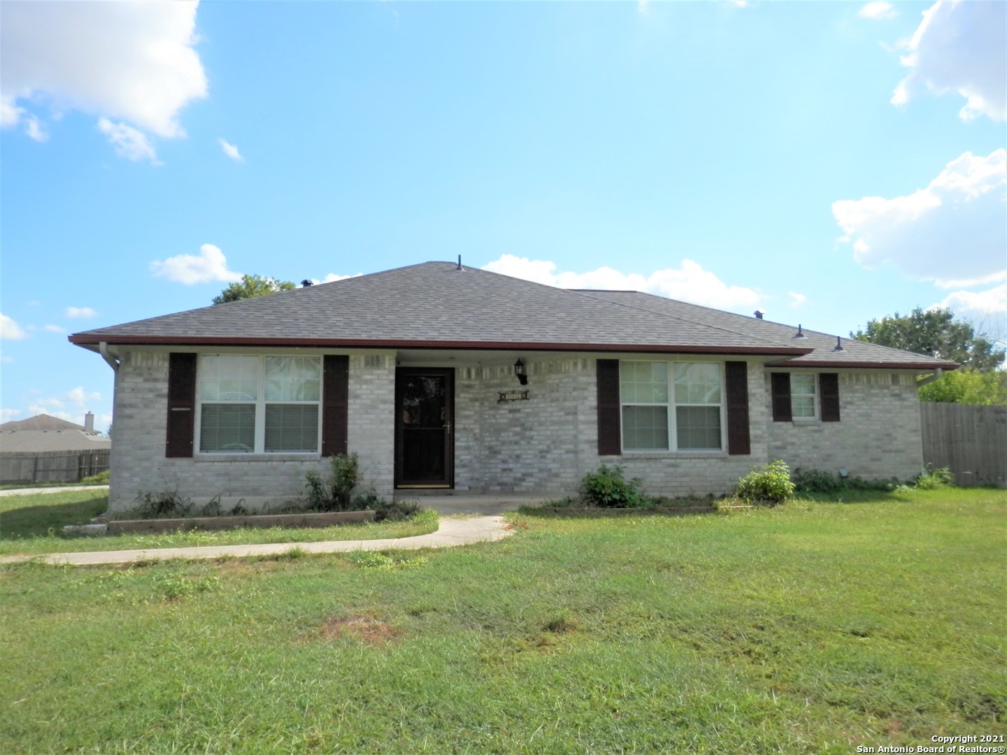 302 Renee Drive — photo