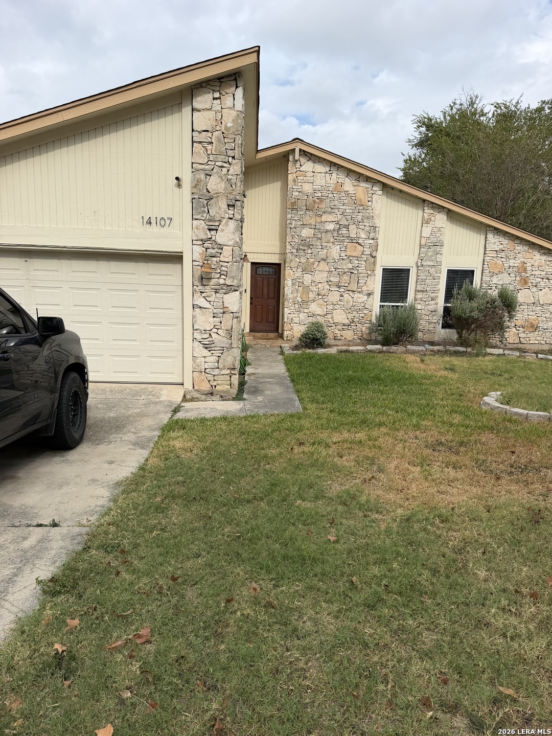 14107 Exmoor Street — photo