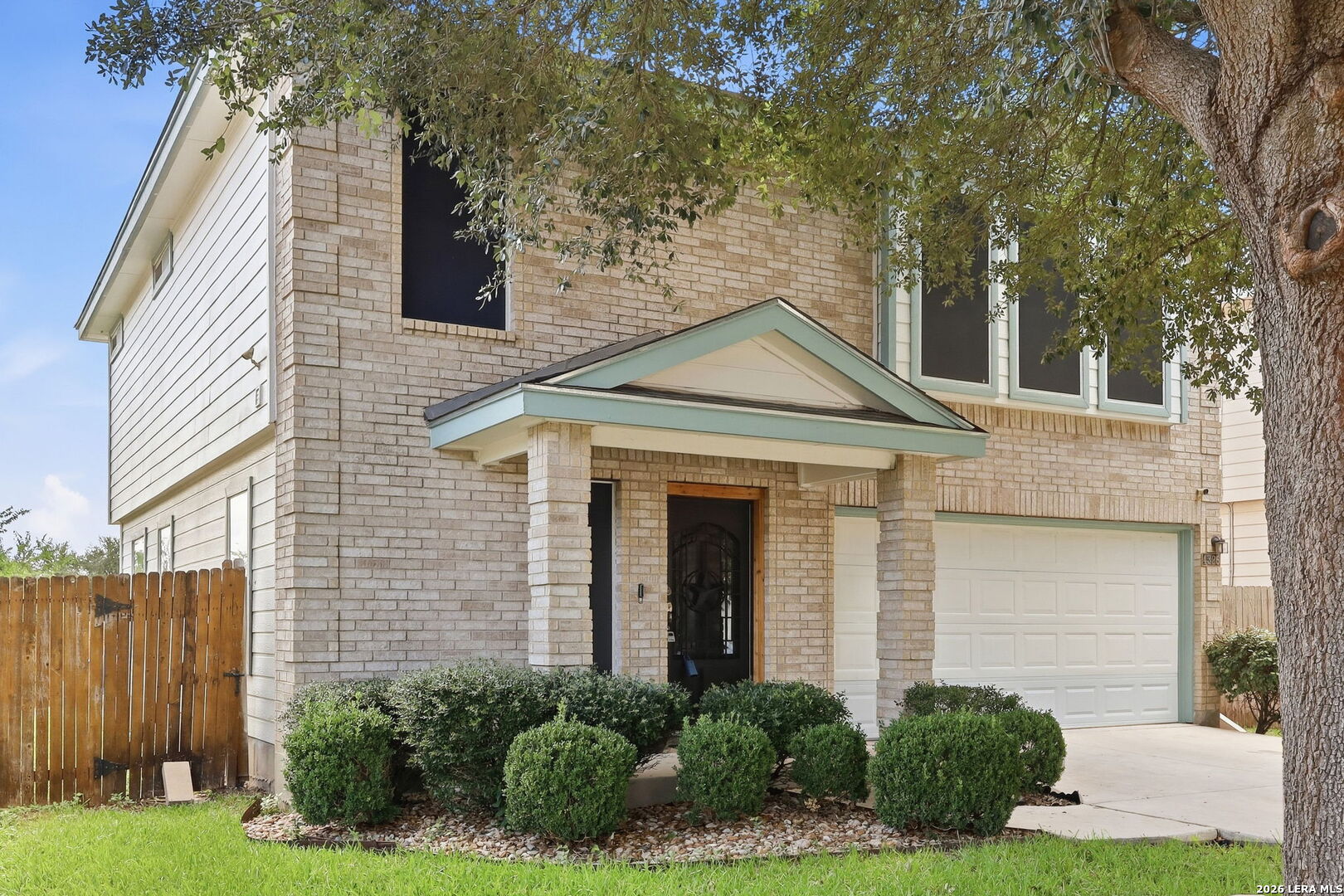 4326 Rogans Harbor — photo