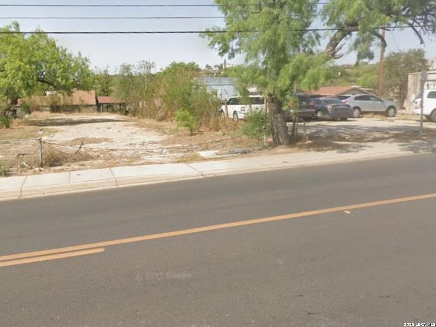 1373 E Main Street, Eagle Pass, TX 78852 — photo 2