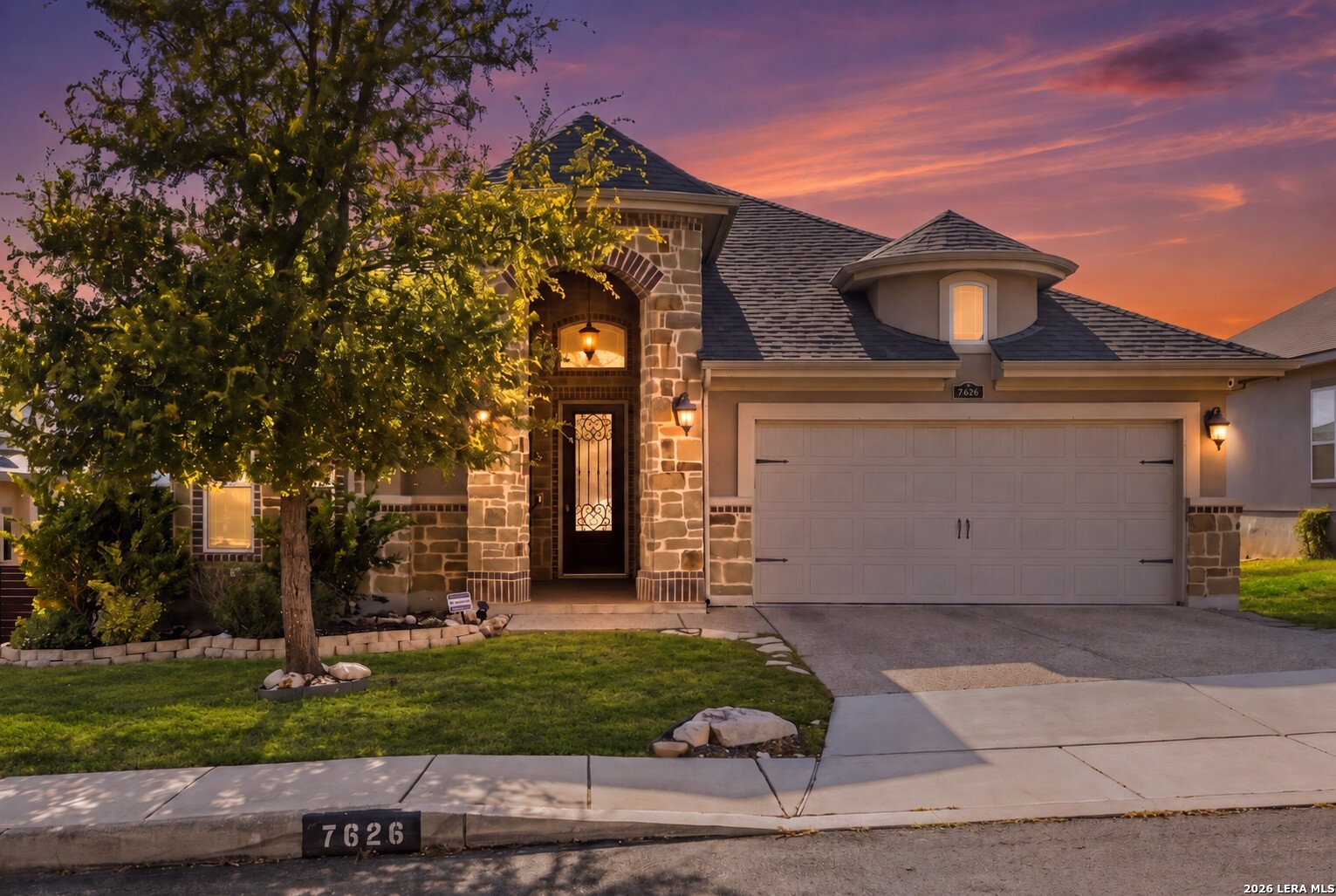7626 Hays Hl — photo