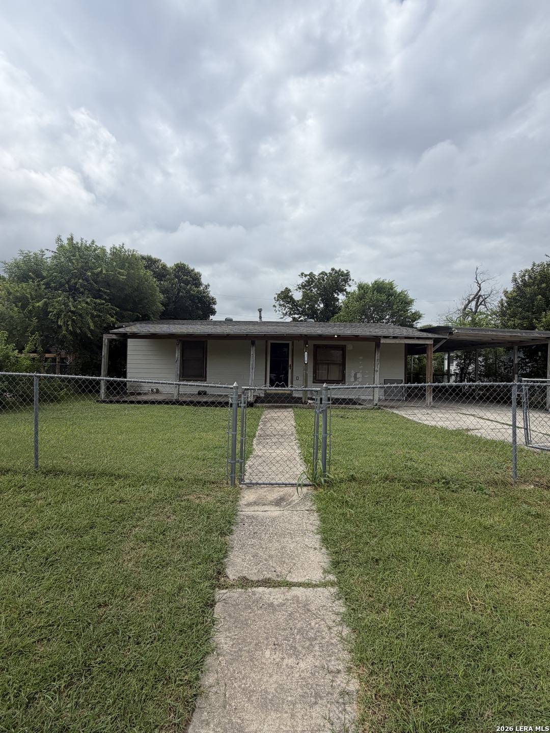 1210 W Gerald — photo