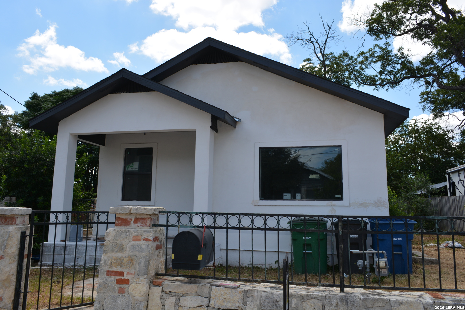 302 W Lubbock Street — photo