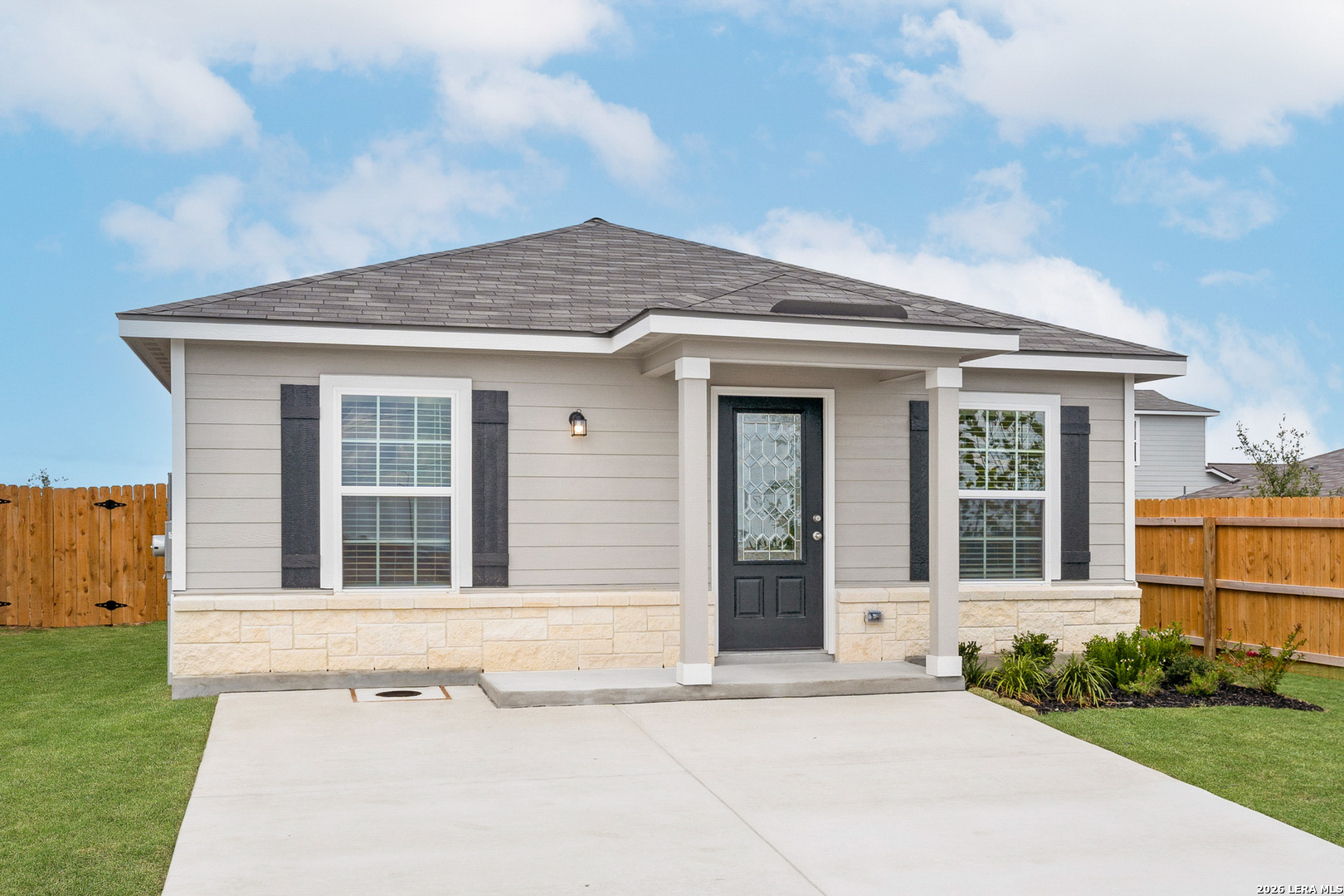 11522 Woodpecker Drive — photo