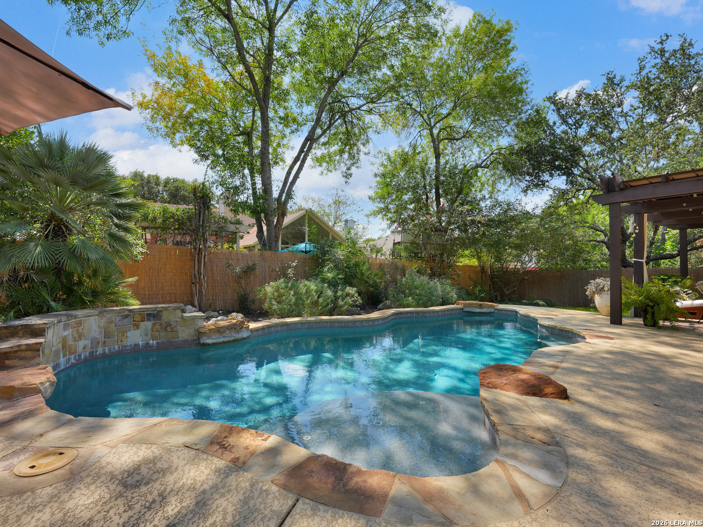 18039 Summer Knoll Drive — photo