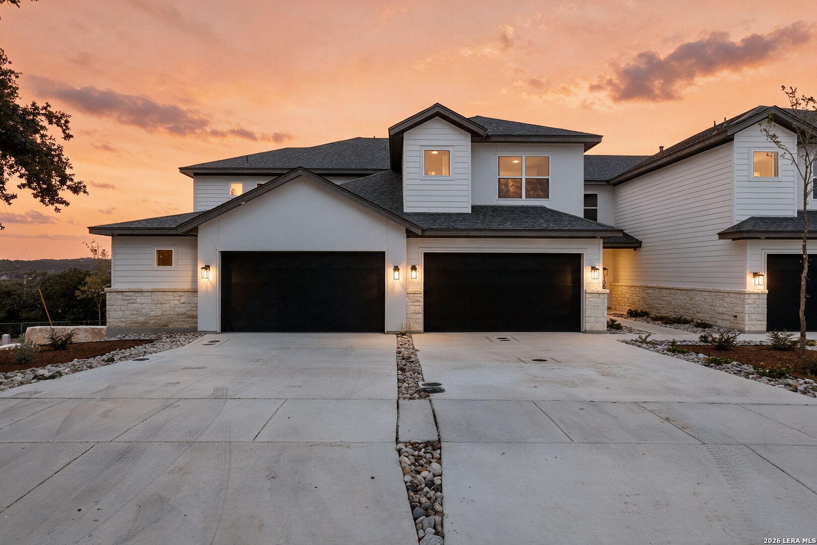 102 Magnolia Circle — photo