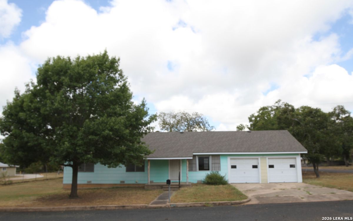 610 N Pine Street — photo