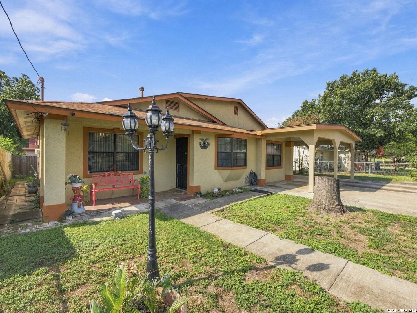 1418 Tampico Street — photo