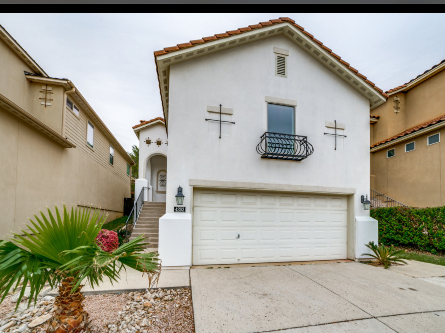 4203 Woodbridge Way — photo