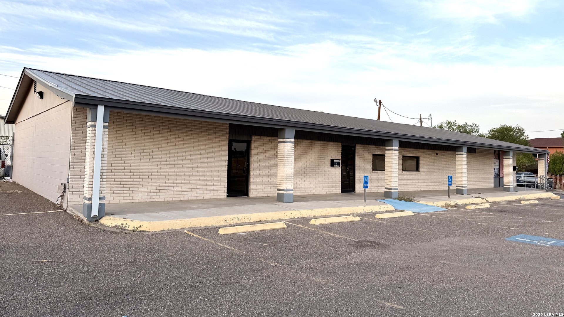 1109 Ferry 1-a — photo
