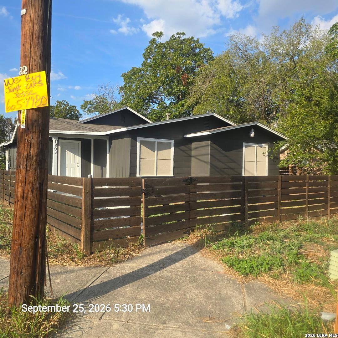 1803 Burnet — photo
