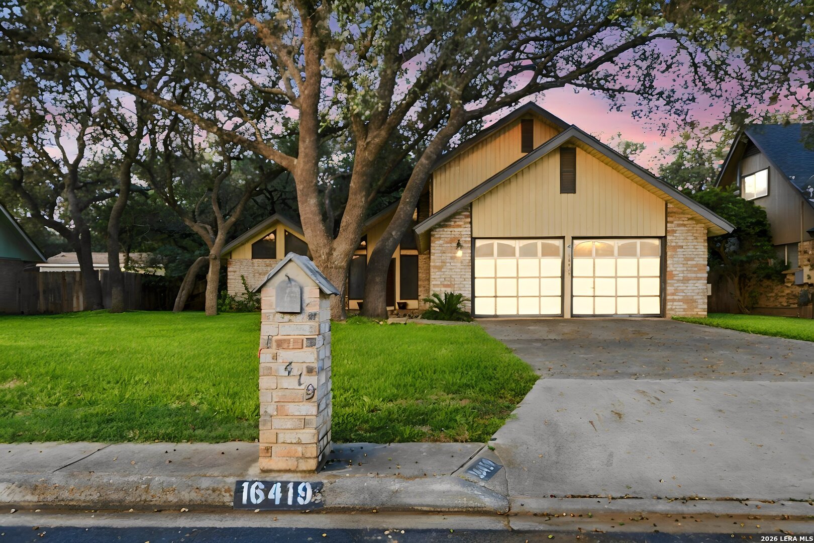 16419 Ledge Point Street — photo
