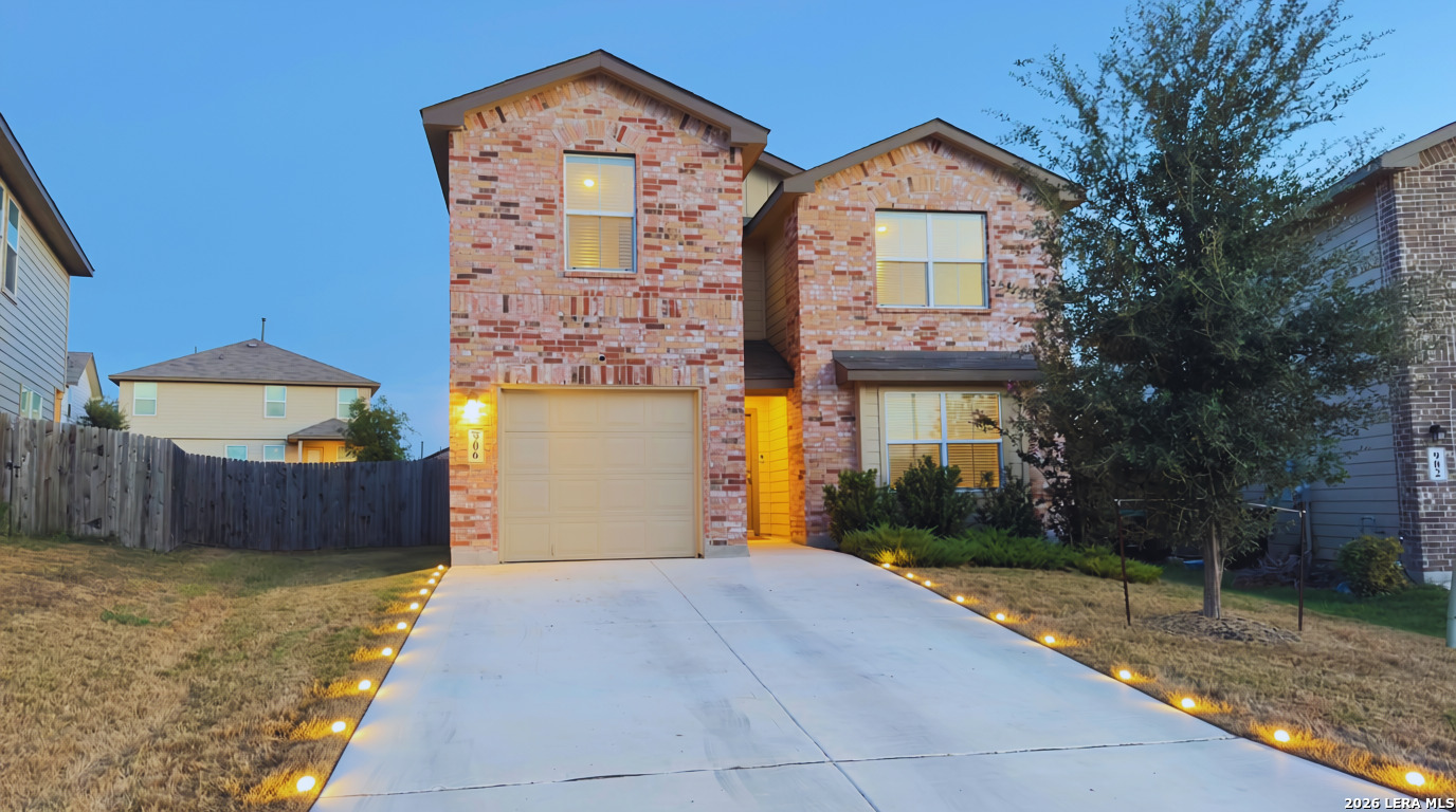 906 Andean Emerald — photo