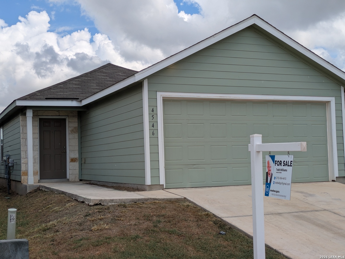 4546 Zoe Pass — photo