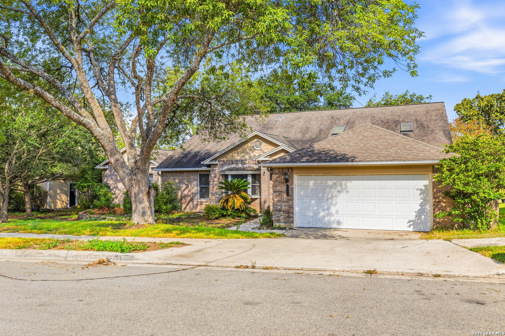 3325 Sherwin Drive — photo