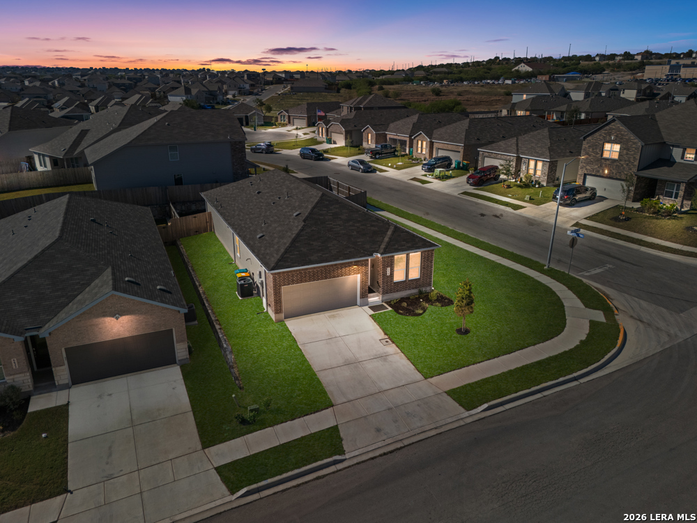 6638 Titan Park — photo