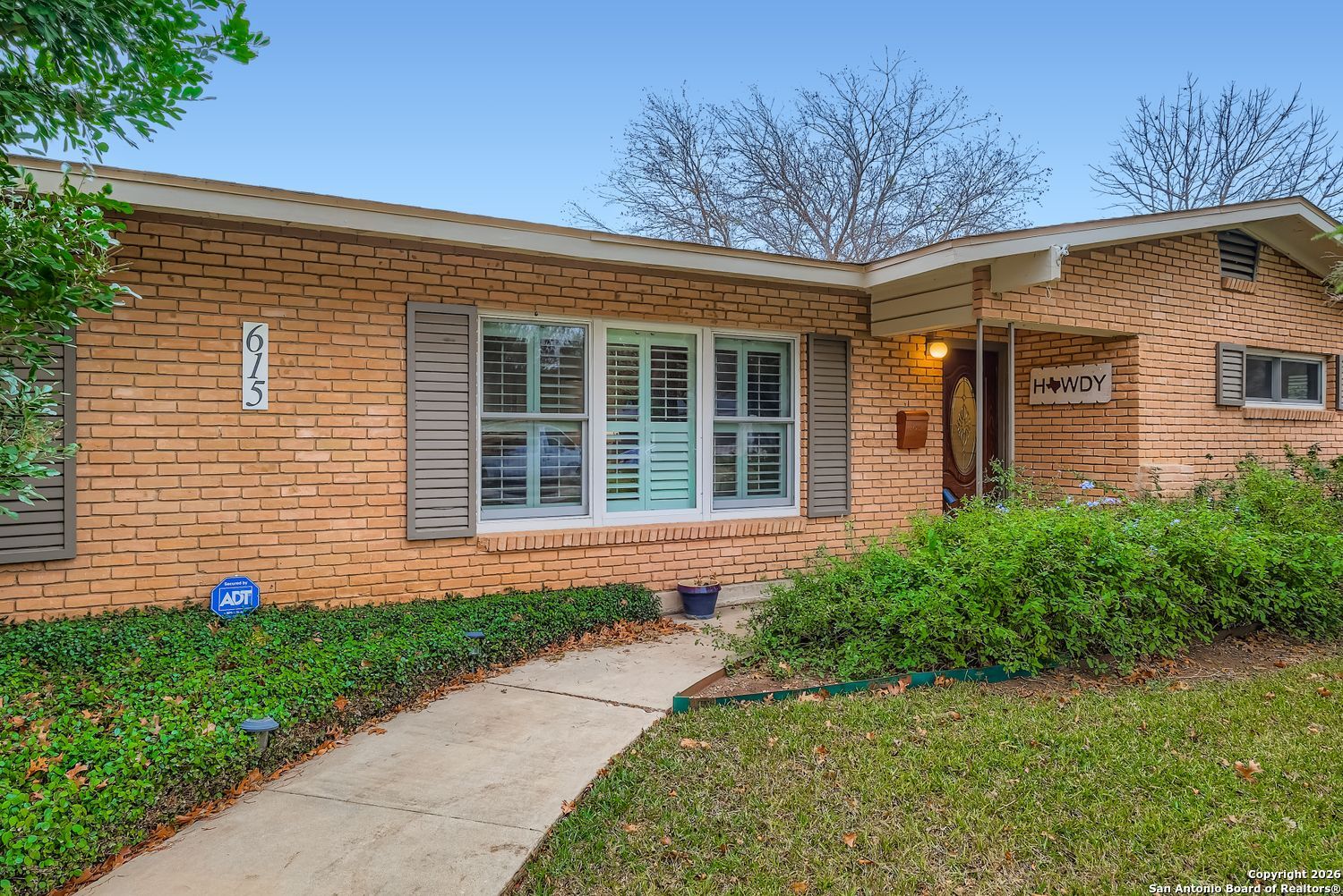 615 Cave Lane — photo