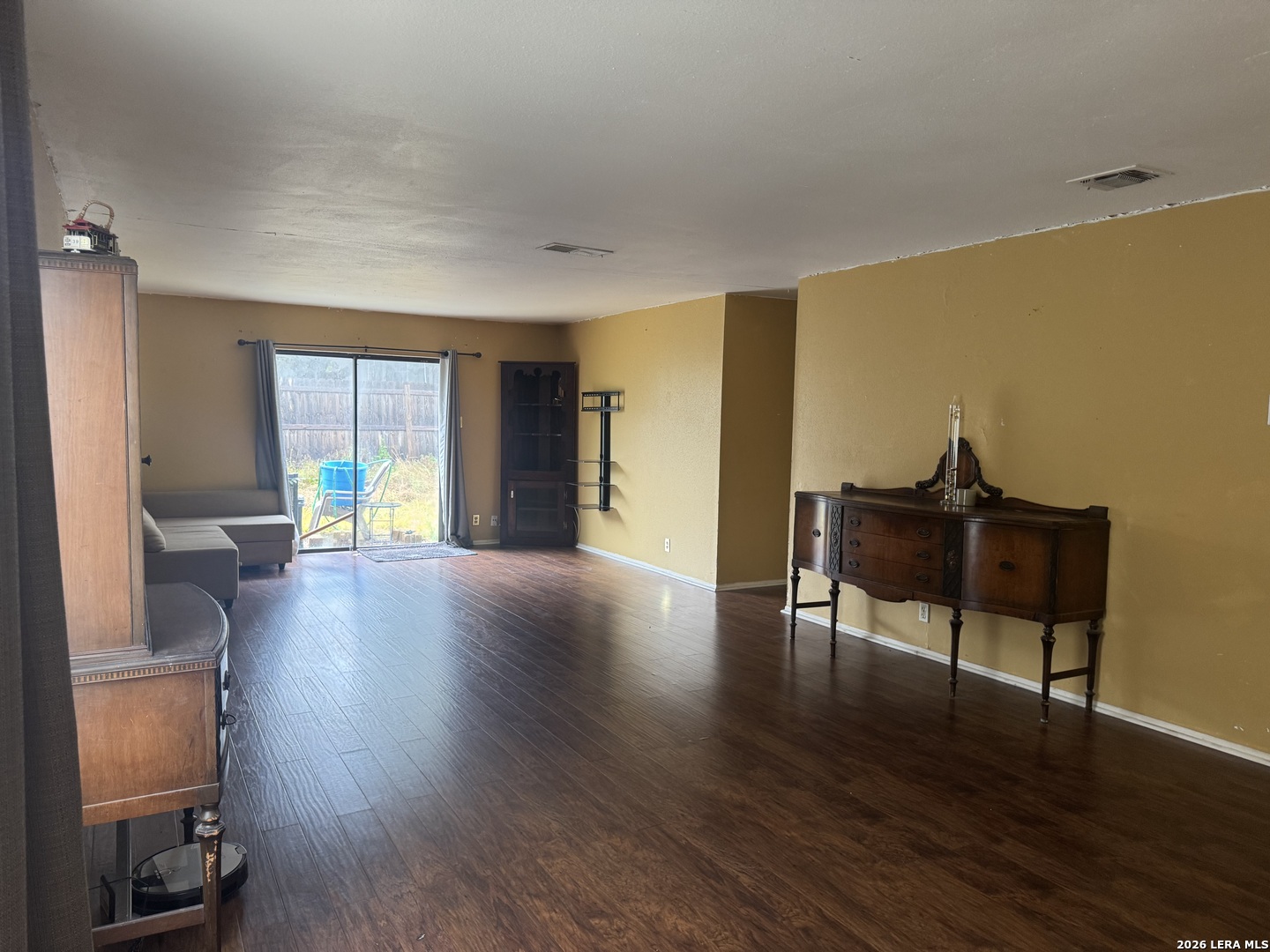 4945 Champlain, San Antonio, TX 78217 — photo 3