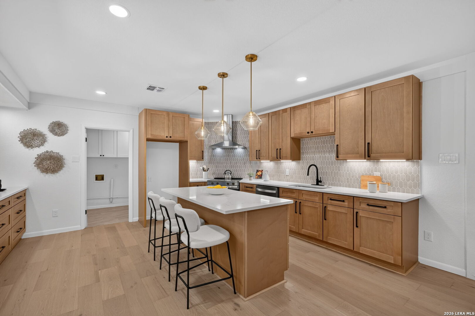 21521 Fairview Circle — photo