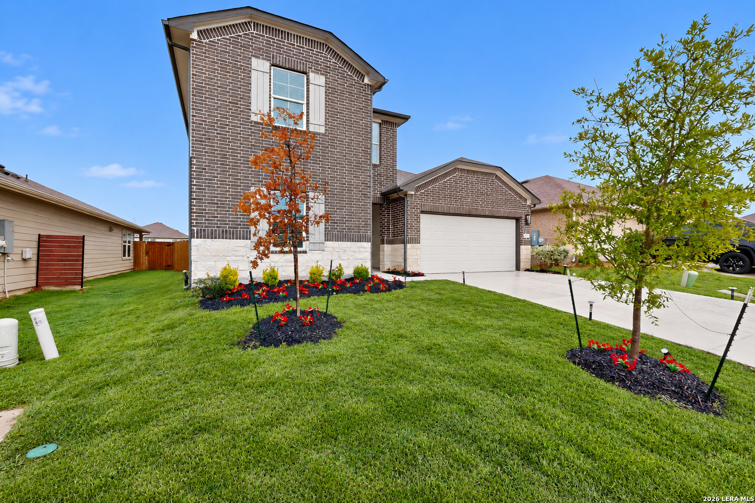 560 Chaco Loop, Seguin, TX 78155 — photo 2