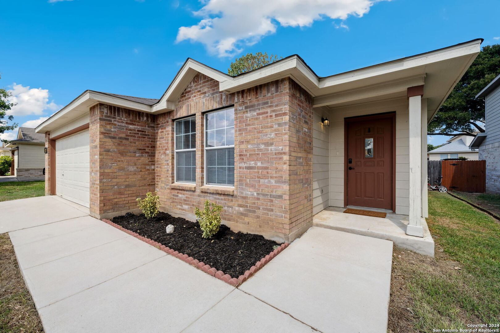 125 Pointe Loop — photo