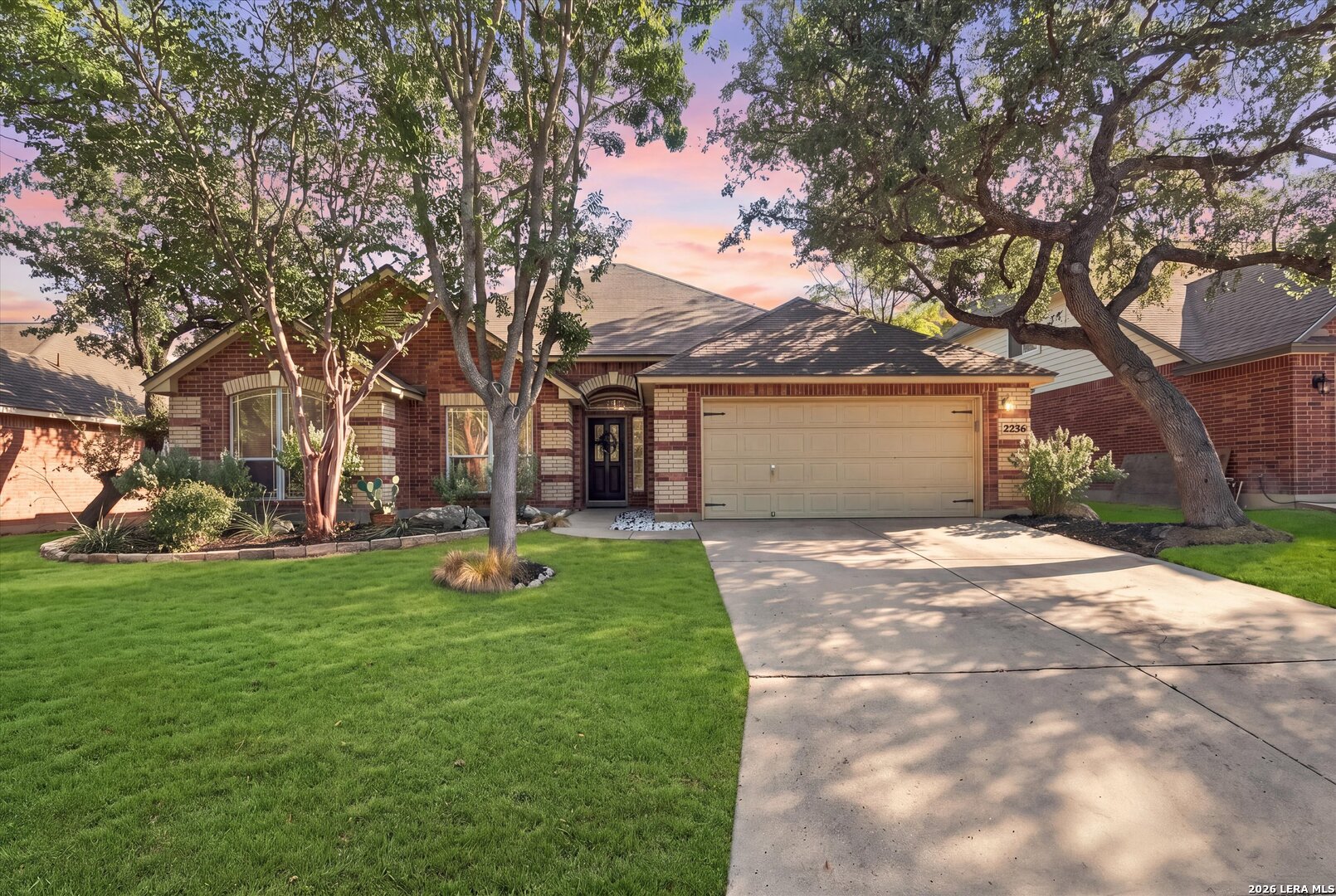 9226 Tyler Oaks — photo