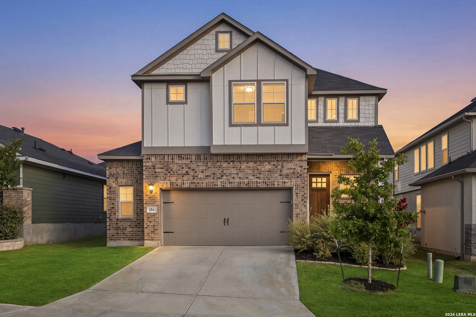 154 Buttercup Aly — photo