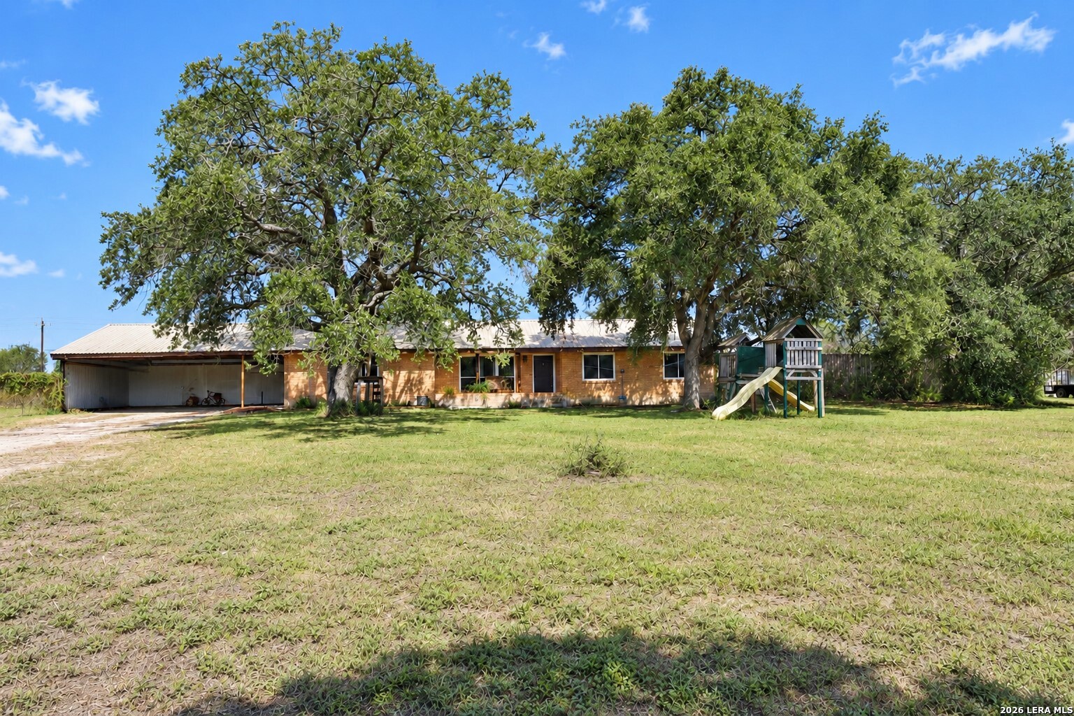 2835 Earls Trail — photo
