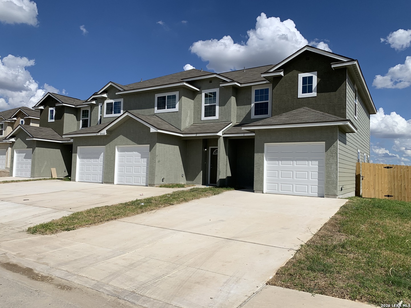 8402 Flicka Hills 1 — photo