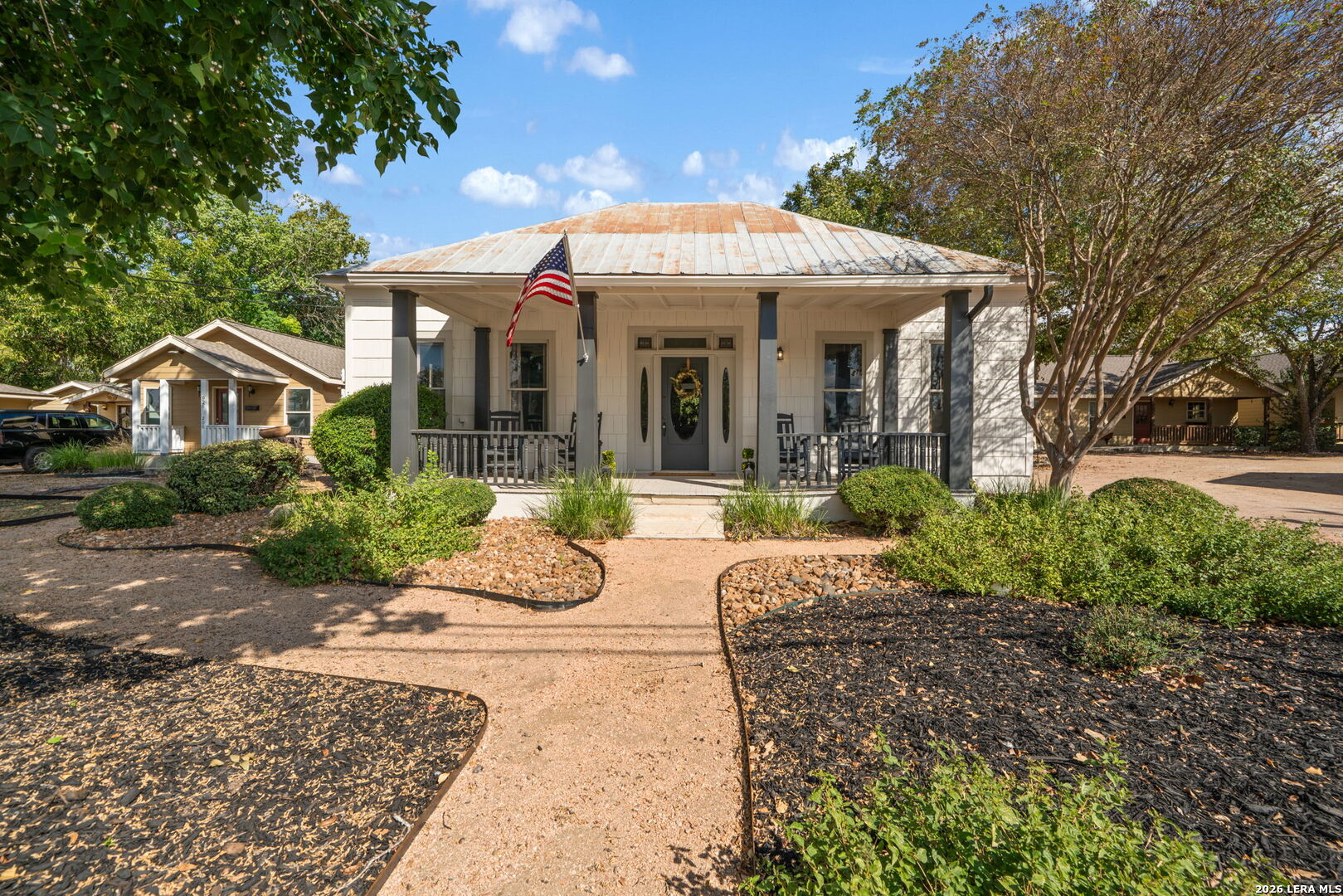 916 E Blanco Road — photo