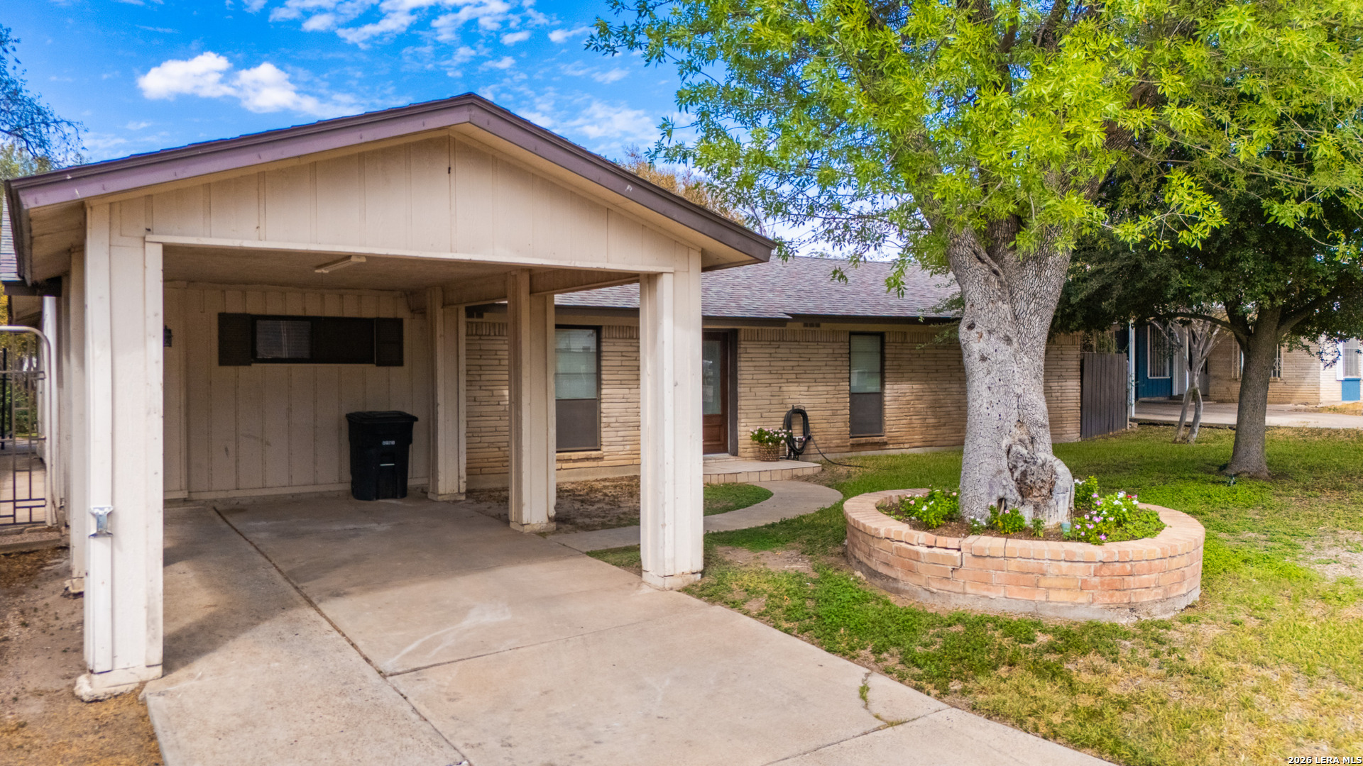 2347 Edna Drive, Eagle Pass, TX 78852 — photo 2