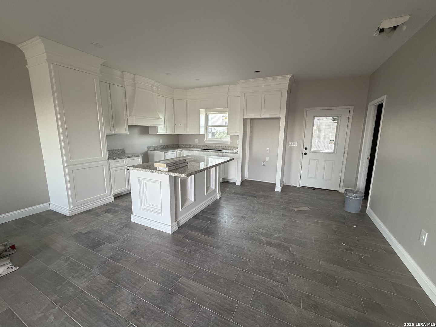 786 Molina Loop, Eagle Pass, TX 78852 — photo 2