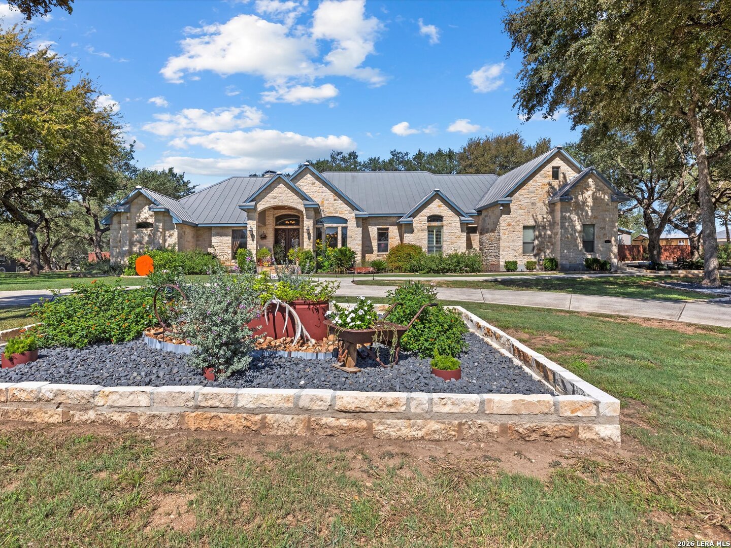 627 River Chase Way — photo