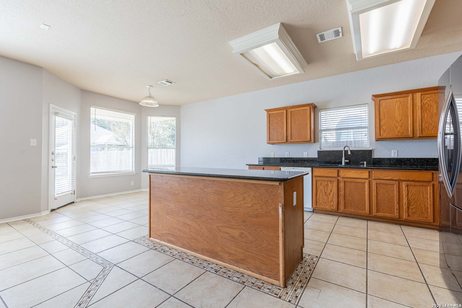 8918 Burnt Path, Helotes, TX 78023 — photo 3
