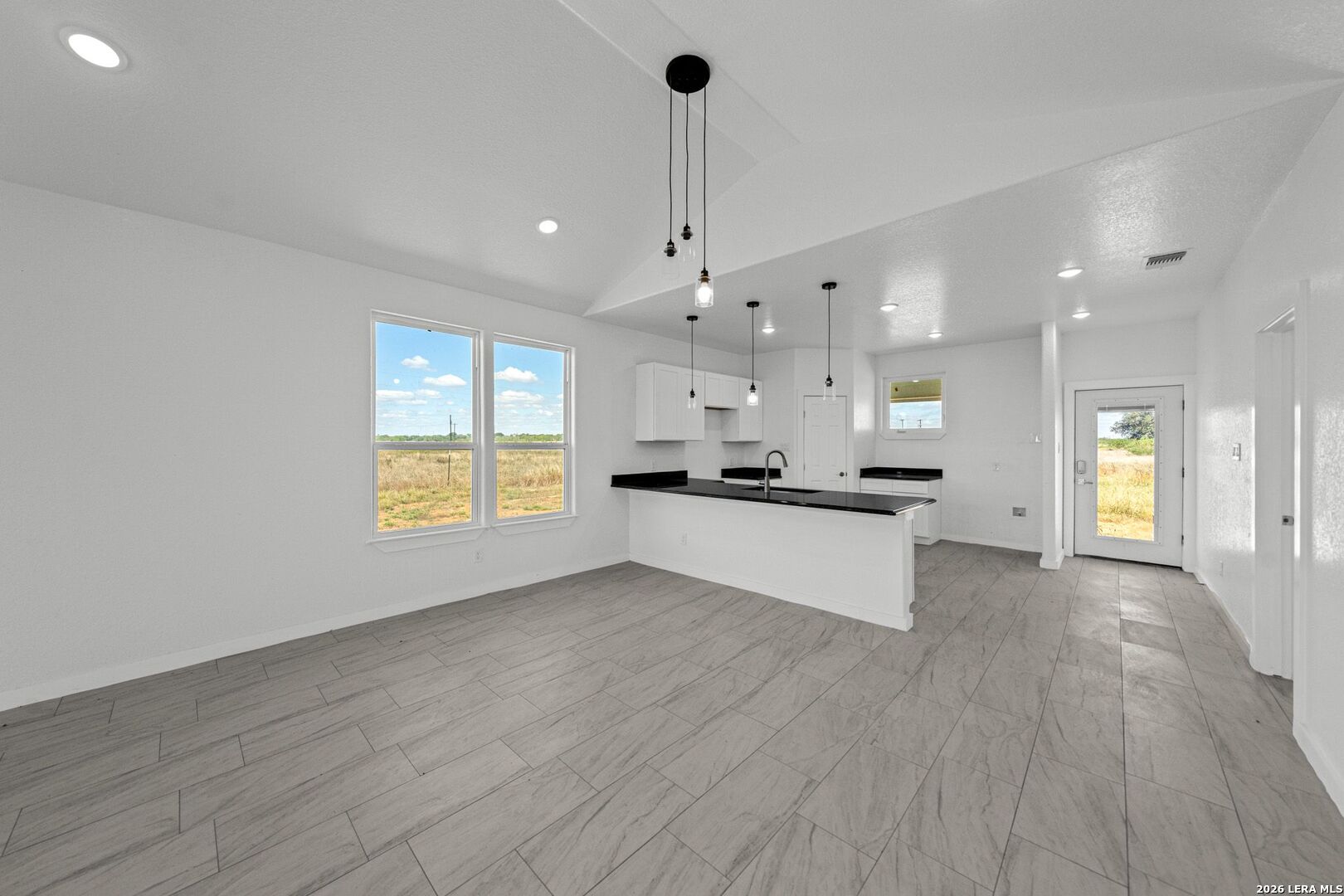 815 E FM 462, Moore, TX 78057 — photo 3
