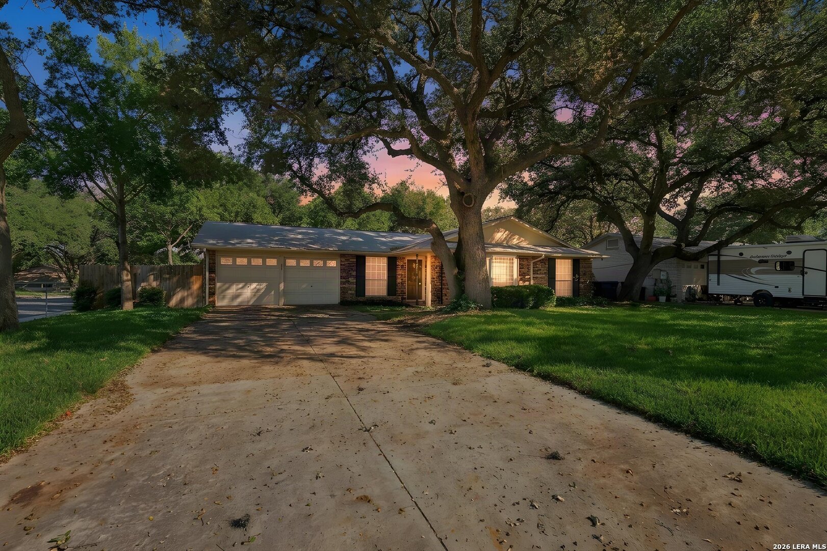 6231 Linus Street — photo