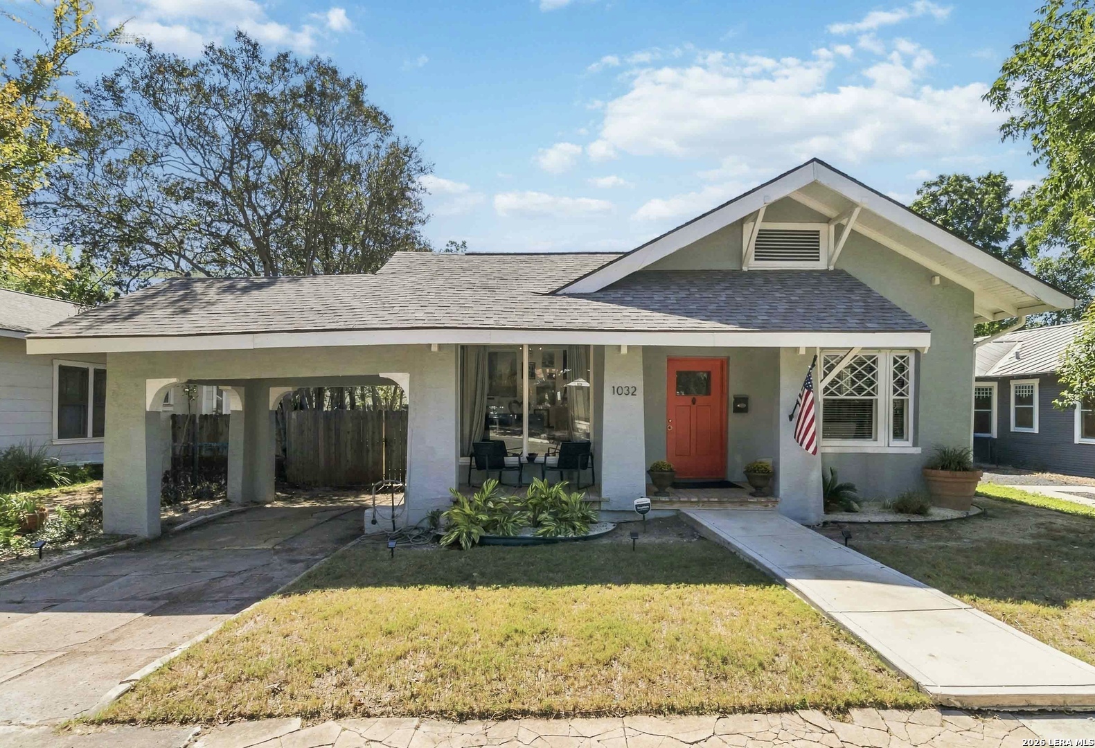 1032 W Craig Place — photo