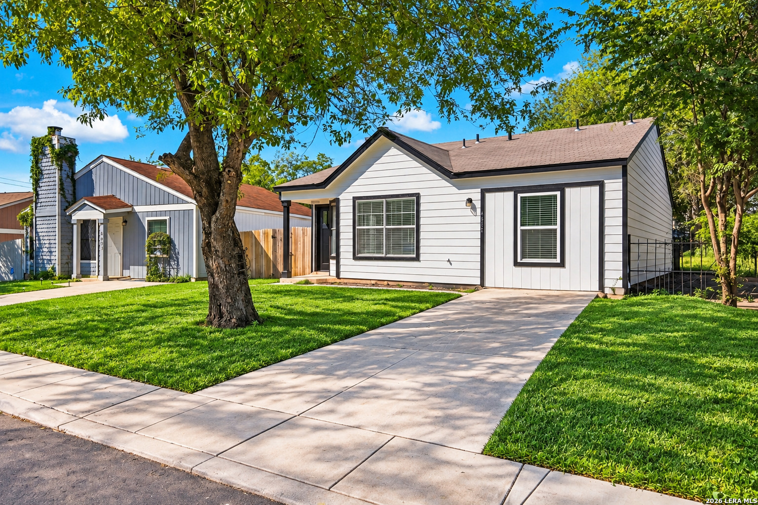 4005 Colonial Sun Drive — photo