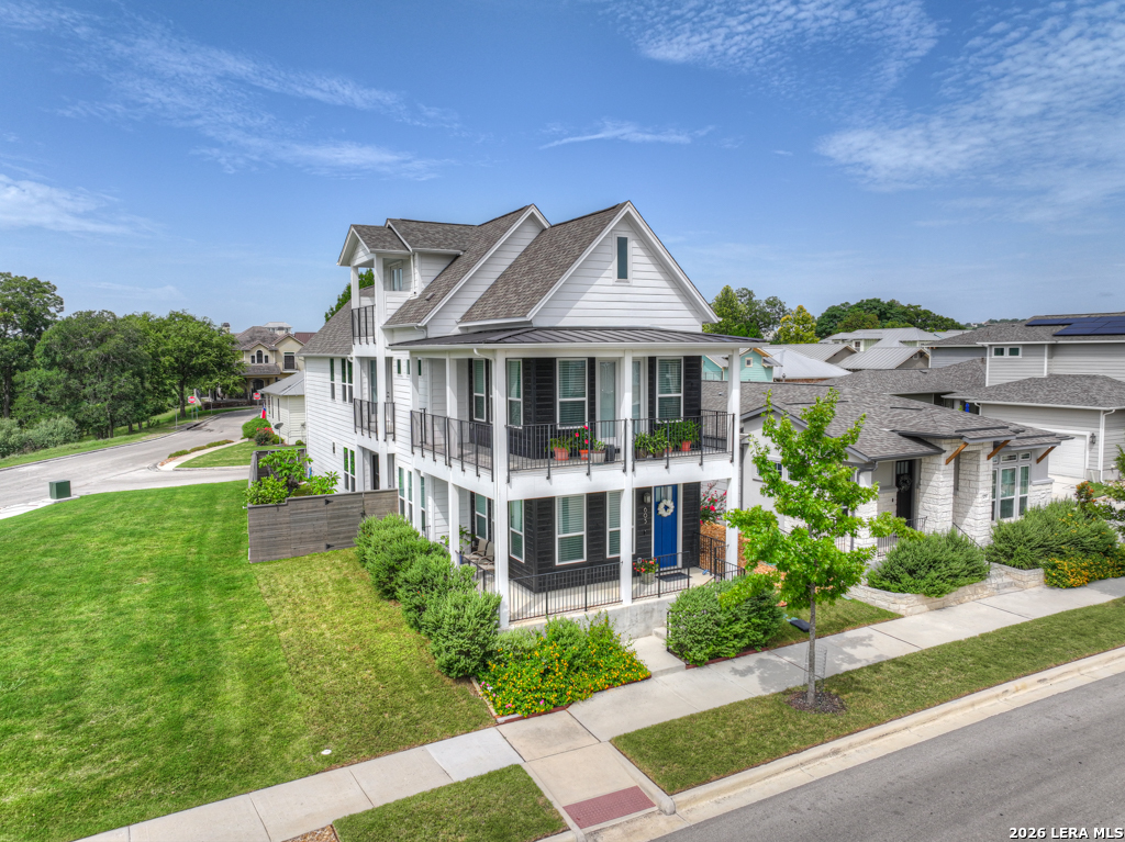 605 Creekside Cmn — photo