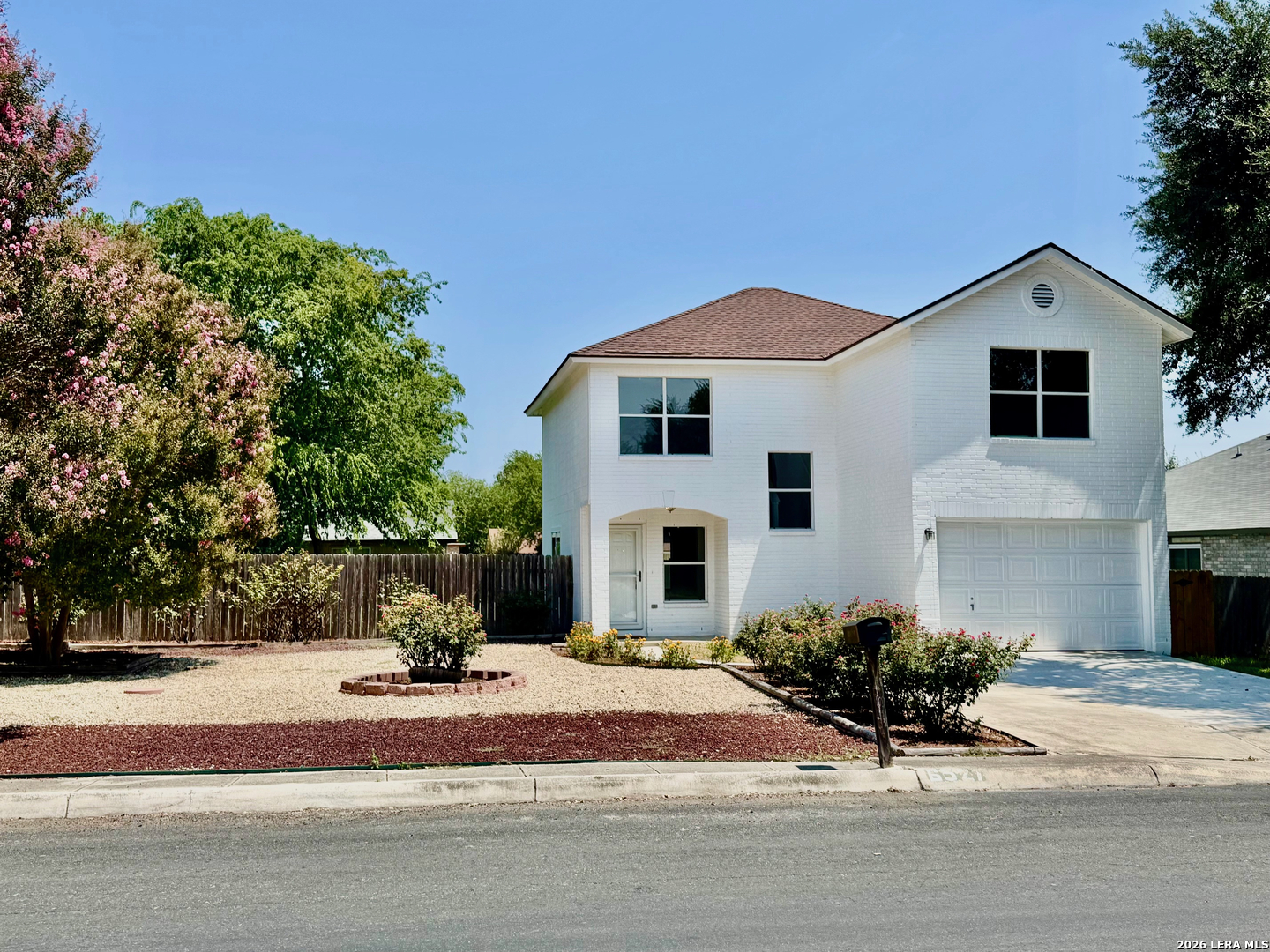 6527 Magic Oaks — photo