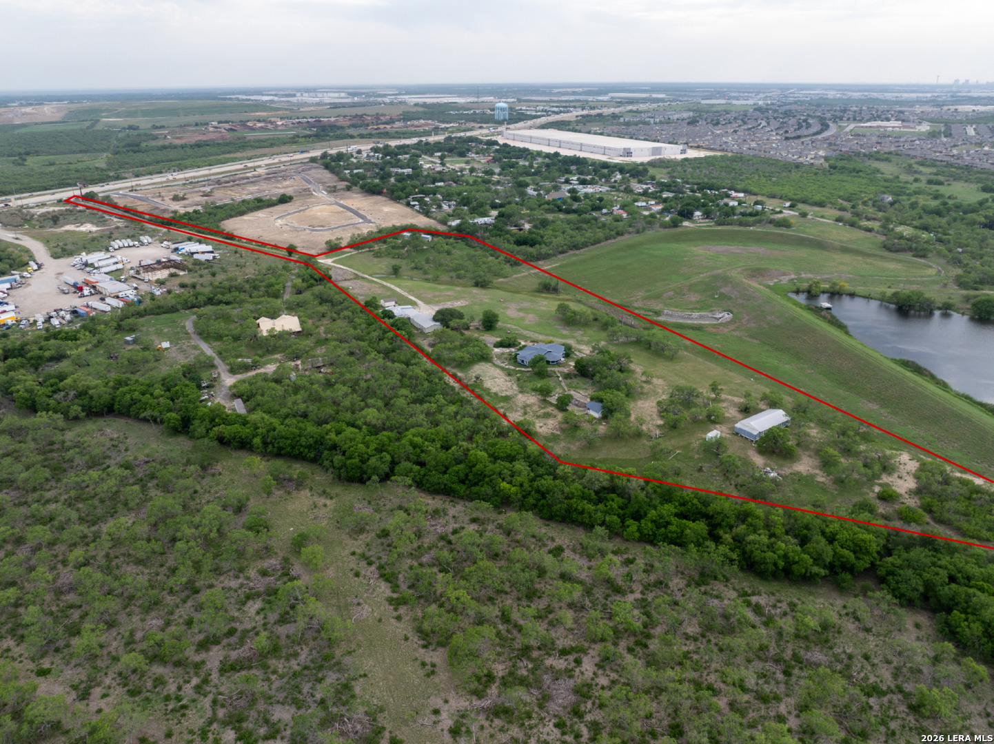 8059 E Interstate 10, Converse, TX 78109 — photo 2