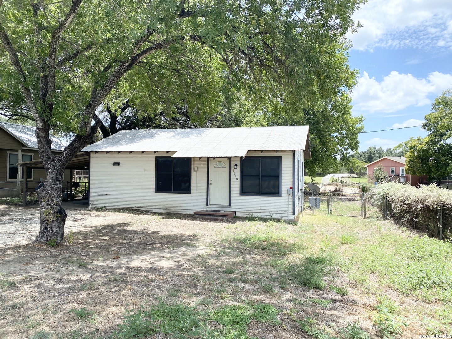 1810 E State Highway 97 — photo